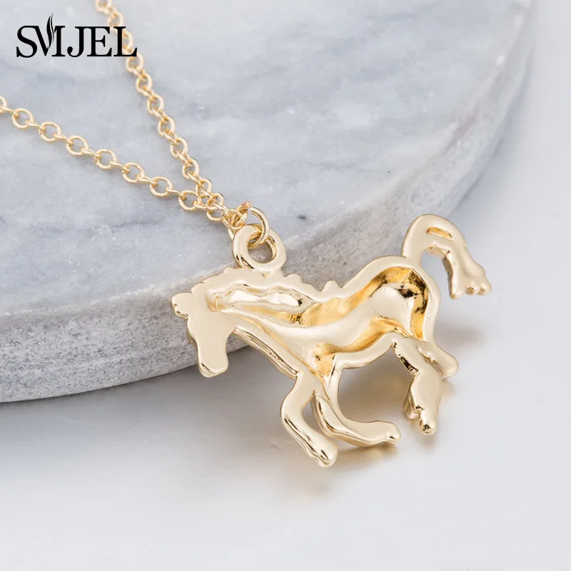 Metal Running Horse Necklaces for Women Men Trend Vintage Animal Unicorn Horse Shoe Pendant Necklace Accessories Birthday Gifts