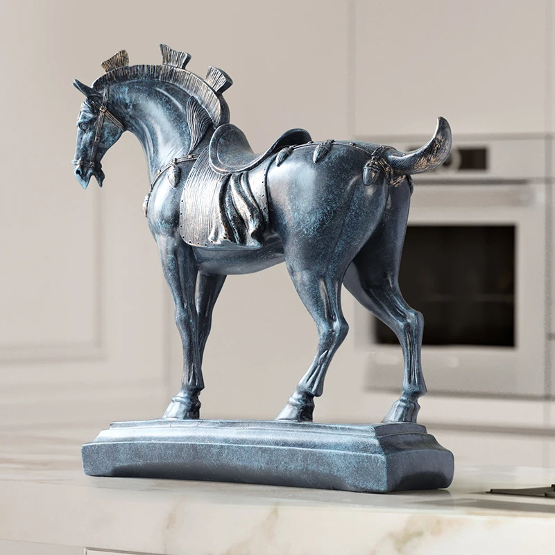 Resin horse statues home decorations accessories figurines for office hotel living room creative furnishings statue War horse