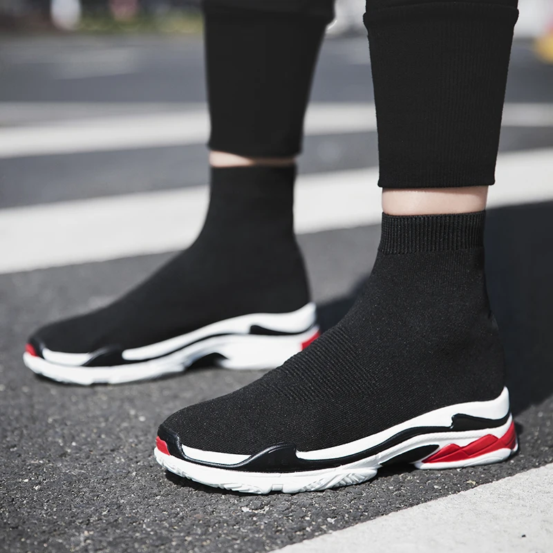 2023 Black Men Sneakers Unisex Summer Comfortable Slip-On Flats Bottom Fashion Non-leather Casual Adult Socks Shoes For Male