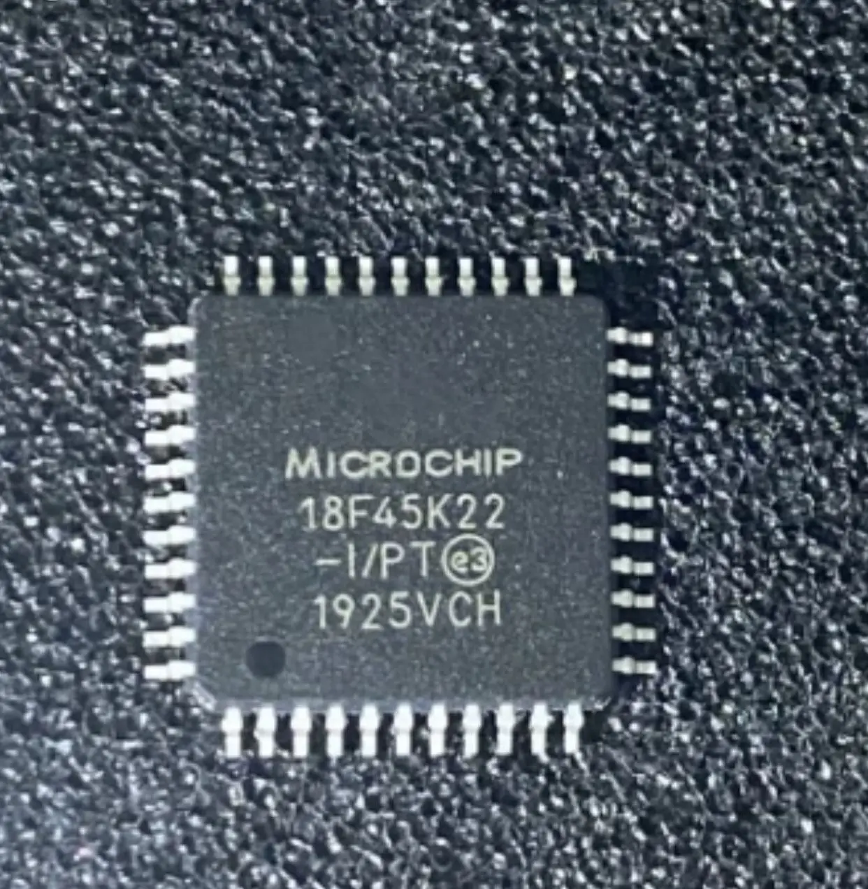 2-5PCS/ PIC18F45K22-I/PT 18F45K22-I/PT PIC18F45K22 PIC18F45K22-I QFP