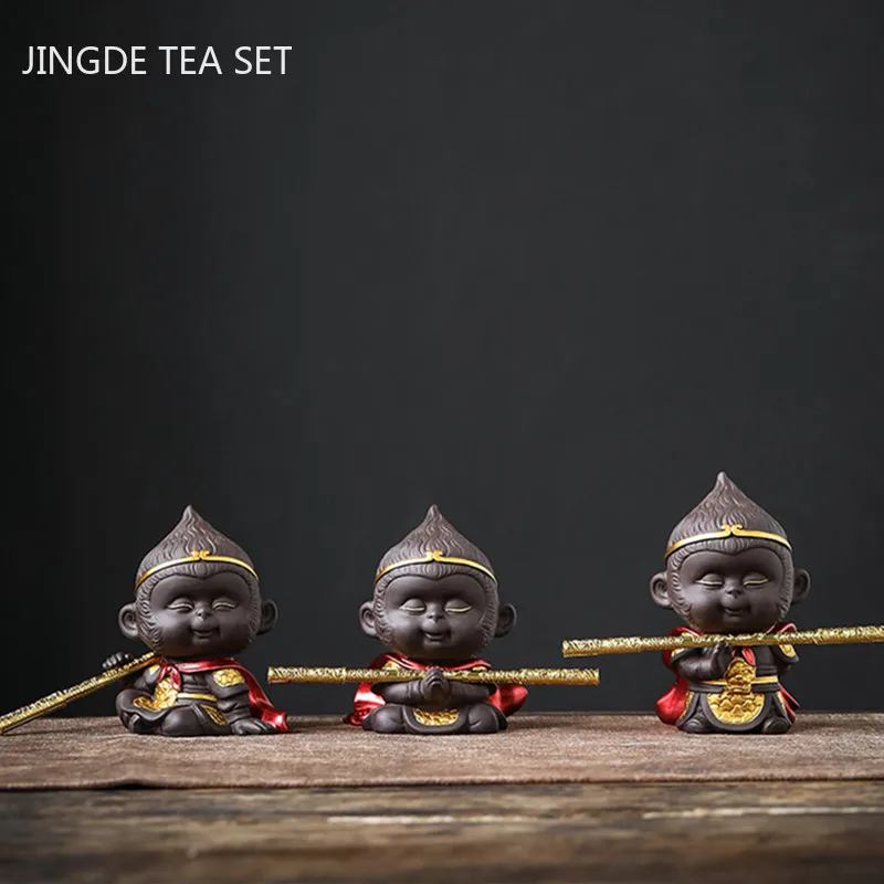 Chinese Handmade Purple Clay Tea Pet Ornaments Lovely Monkey King Statue Tea Figurine Home Tea Set Decoration Accessories