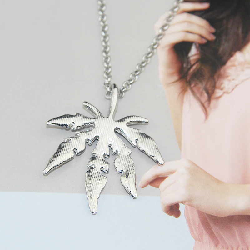 الأزياء والمجوهرات مابل ليف قلادة القنب ليف قلادة سحر سلسلة قلادة للنساء الرجال Gifls الملحقات