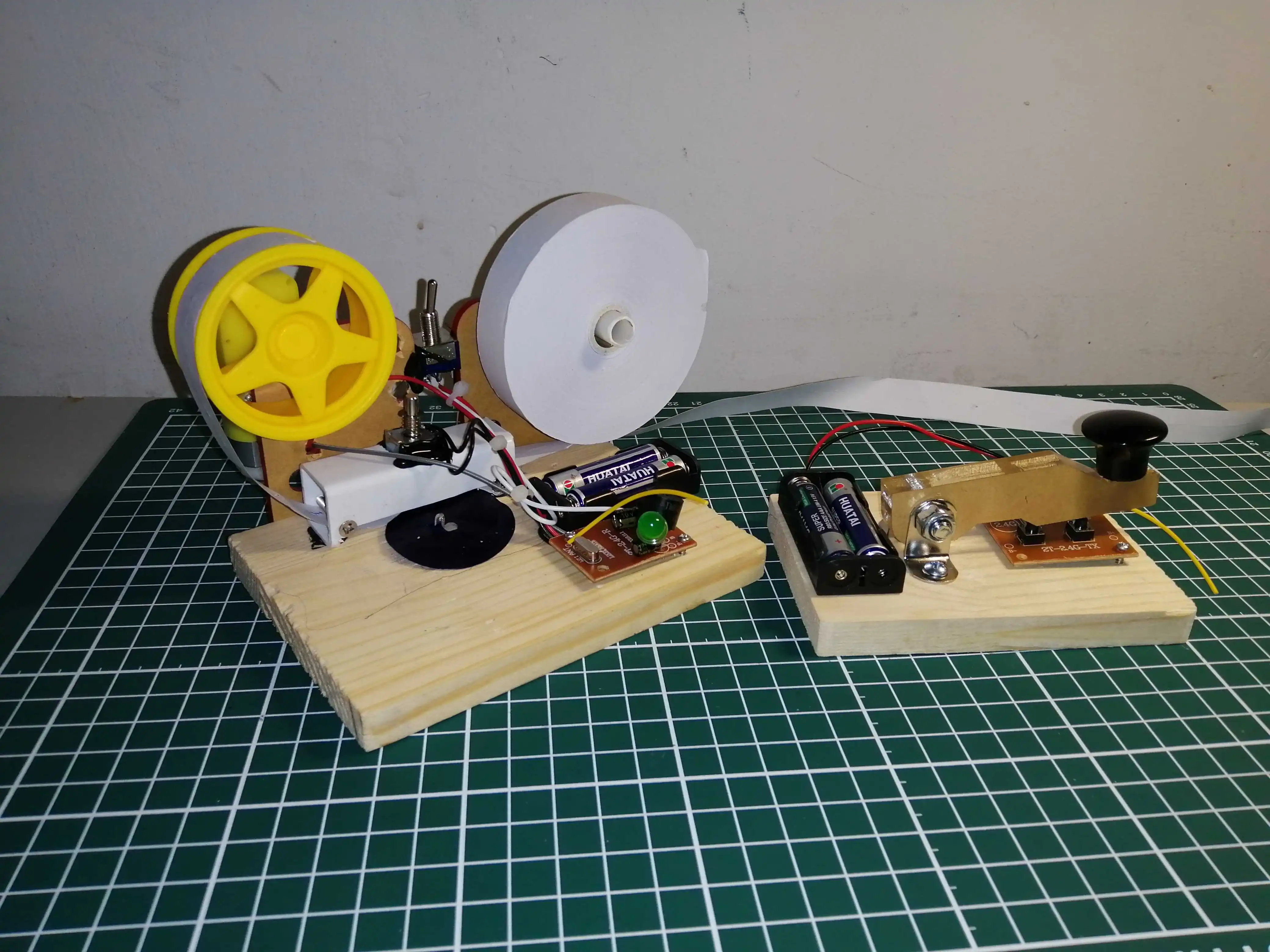 تلغراف لاسلكي ، لكمة بطاقة الارسال ، مورس رمز التلغراف والصوت والضوء كاسيت ، مفتوحة 200 متر