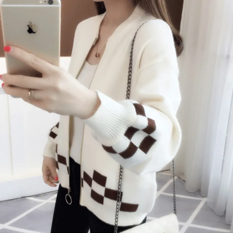 UHYTGF Spring Knit Sweaters Women Korean Loose Big Size Sweater Female Splice Zipper Short Tops Cardigan Autumn Sweater Coat 727