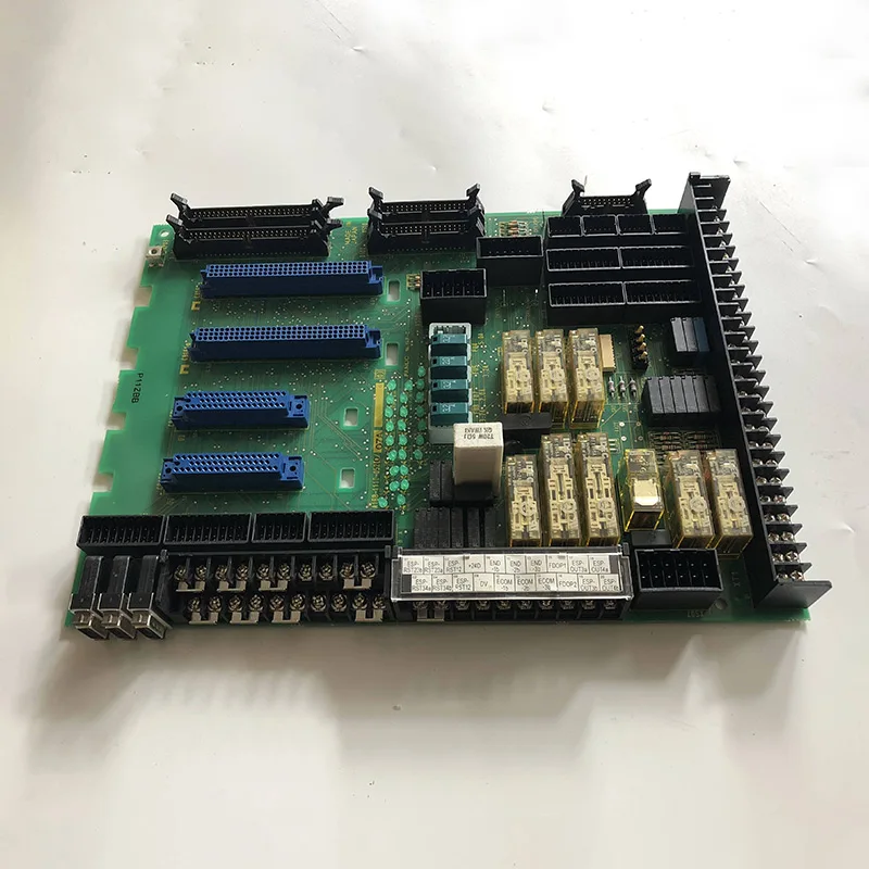 

A16B-1110-0520 Fanuc IO relay connection plate Tested OK