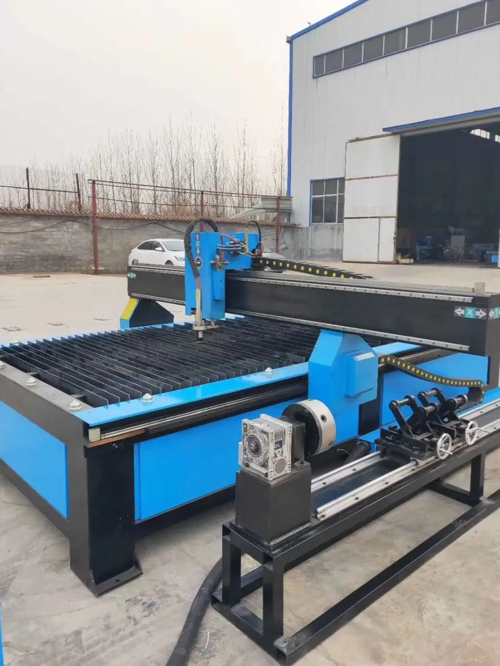 

Plasma Cutting Machine 1325 1530 2030 2060 size with rotary axis for pipe cutting