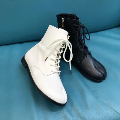 Winter Split Toe Ninja Tabi Genuine Cow Leather Ankle Boots Women Round Chunky Low Heels lace up Short Shoes Botas Feminina