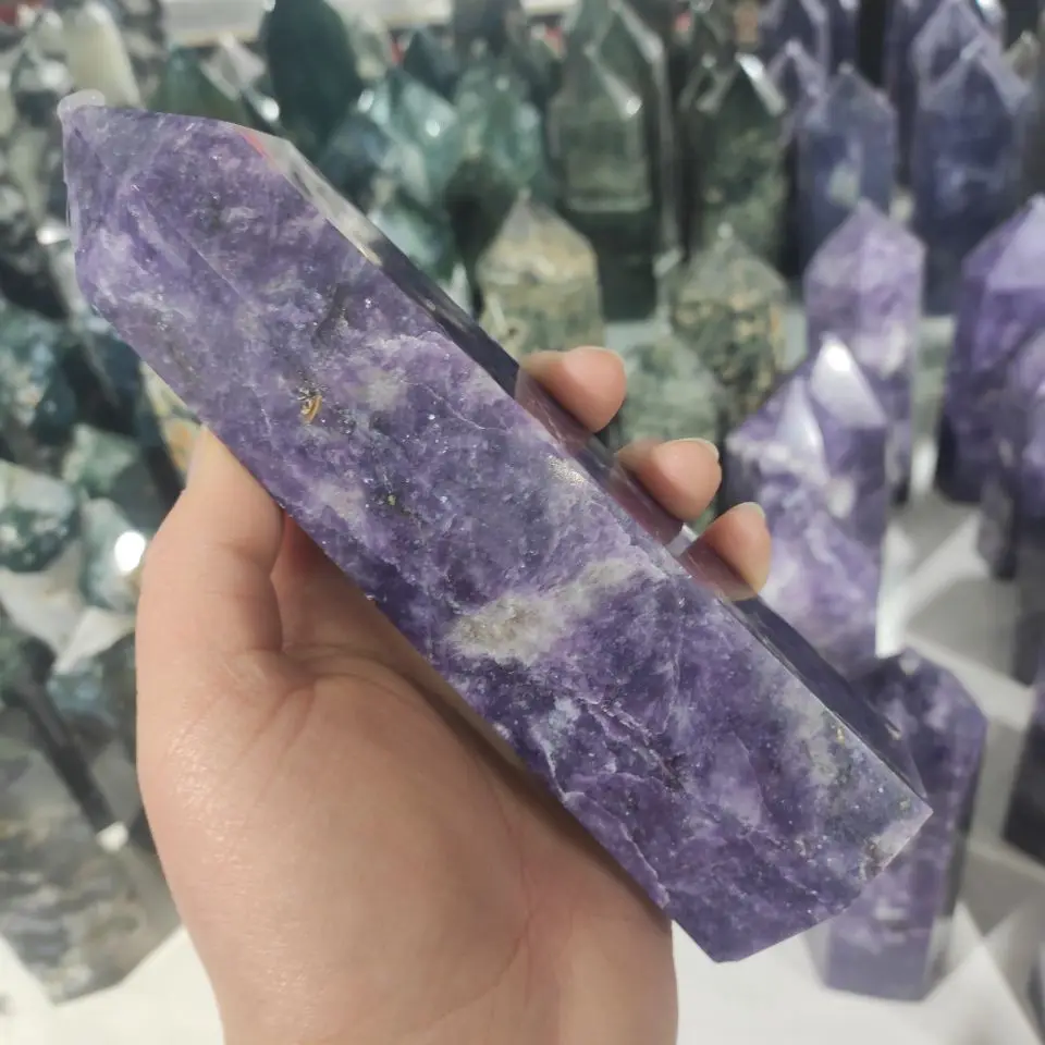 1pcs  Natural lilac small pillars pyramid home living room decoration art ornaments open chakras to restore spiritual power