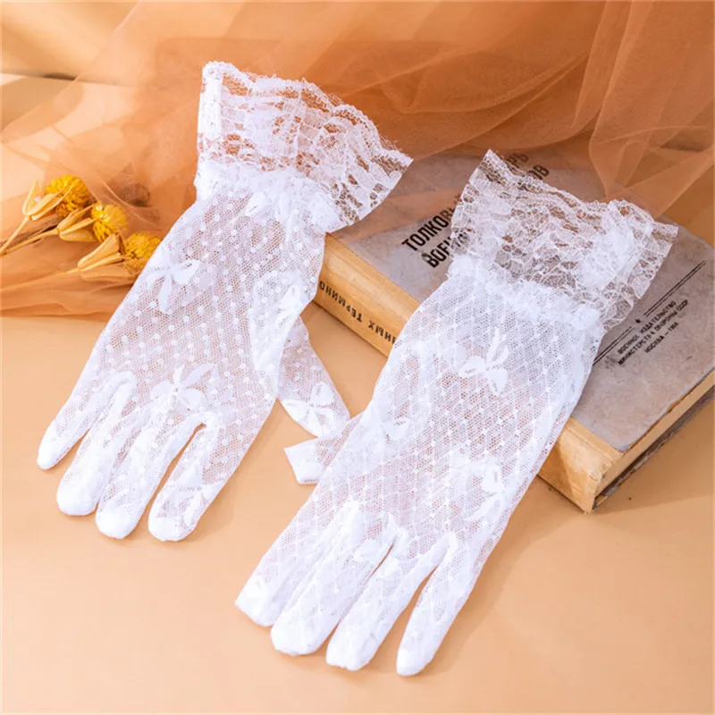 Guantes de encaje blancos y negros para mujer, guantes de protección solar para boda, regalo de fiesta para chicas sexys para conducción al aire