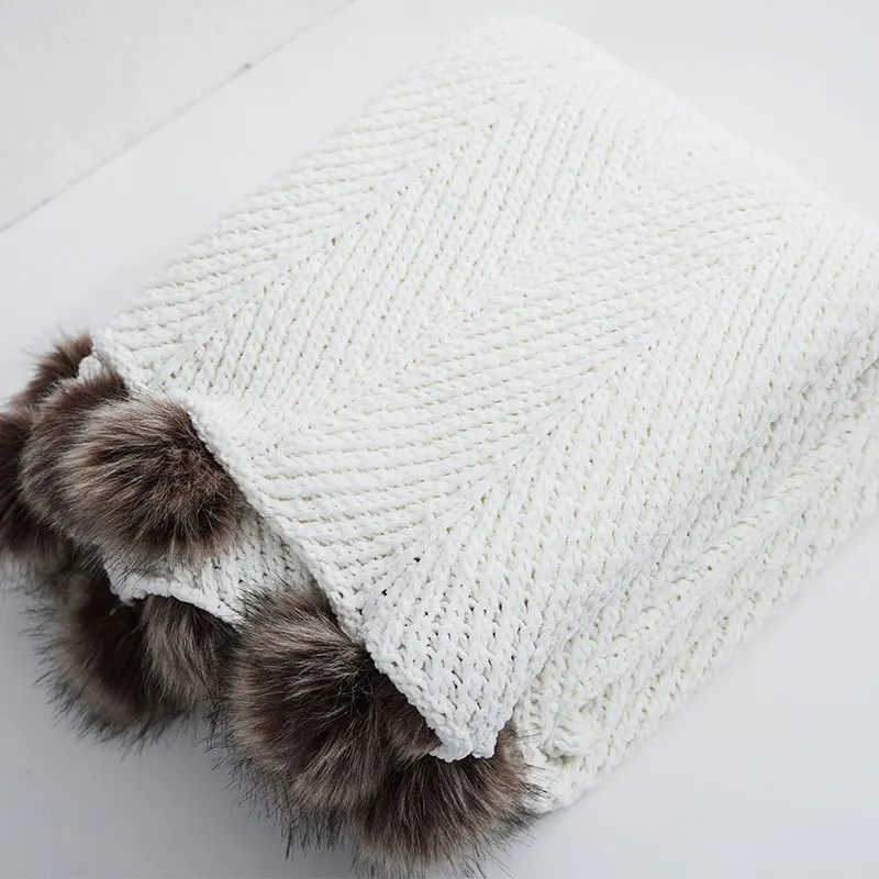 Solid Knitted Blankets With Hairball For Beds Throw Winter Bed Sofa Cover Bedspread Soft 130*160cm Office nap Blankets