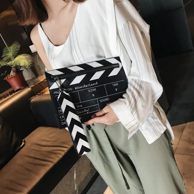 Funny Movie Prop Design Women Shouler Bags Designer Letters Clutch Bag Cute Pu Leather Crossbody Messenger Bag Lady Small Purses