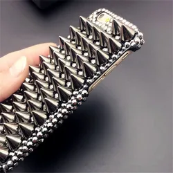 Mode Cool Rock Full Metal Punk Spikes Studs Klinknagel Diamant Case Cover Voor Iphone 16 15 14 13 12 Mini 11 Pro X Xs Max Xr 8 Plus