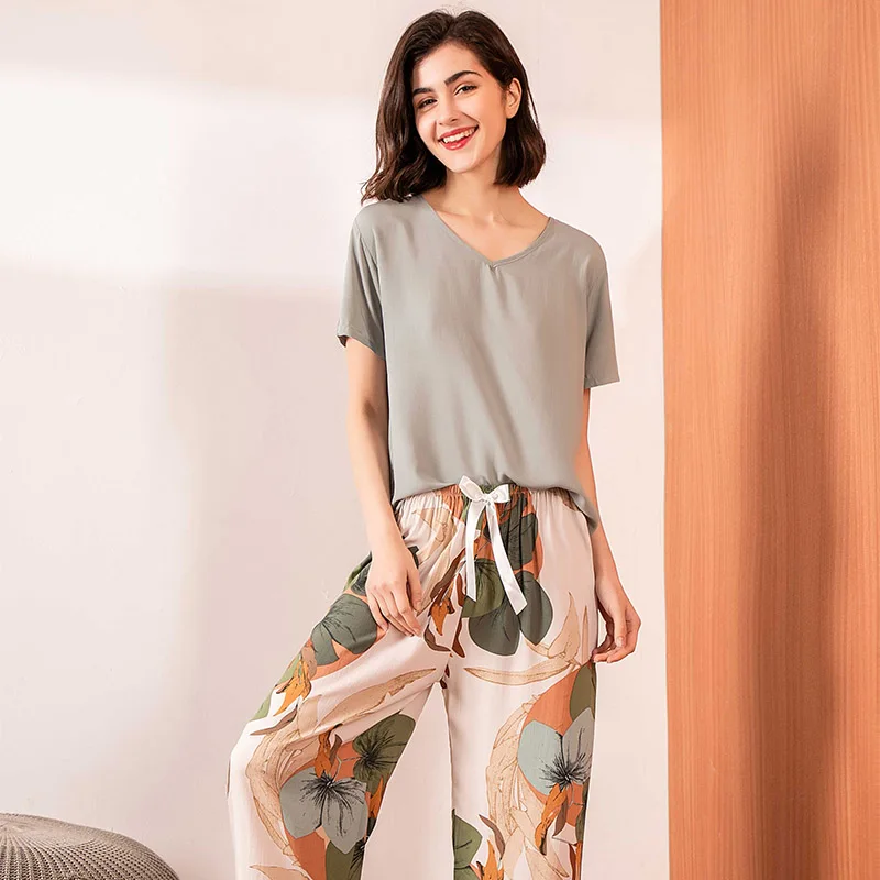 2024 Summer New Women V-Neck Leaves Printed Pajamas Set Ladies Comfort Simple Style Sleepwear Loose Soft Casual Wear Homewear