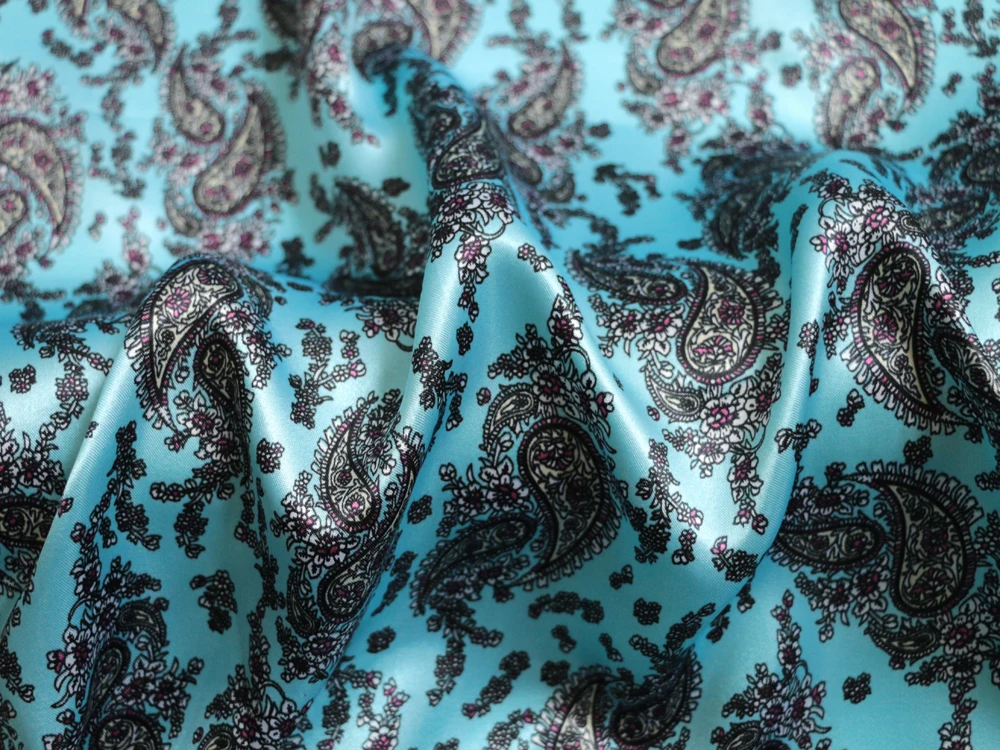 1 Meter x 1,48 Meter Retro-Paisley-Muster, weicher, seidiger Satinstoff, bedrucktes Charmeuse-Material für Futterschal – Detail 5