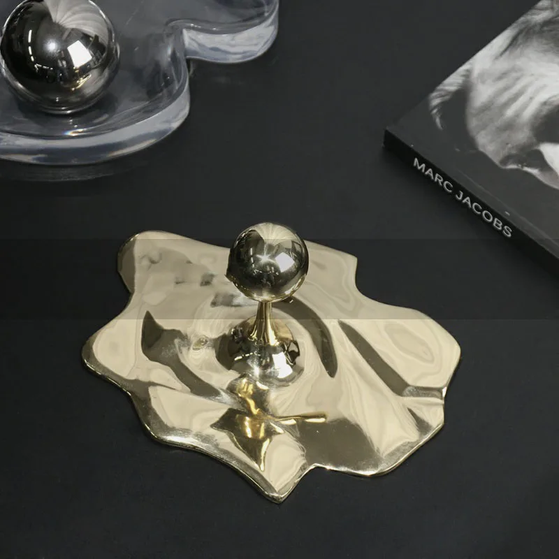 Modern Golden Irregular Fruit Plate Tray Decoration Creative Water Drop Metal Decoration Living Room Dining Table Ornaments