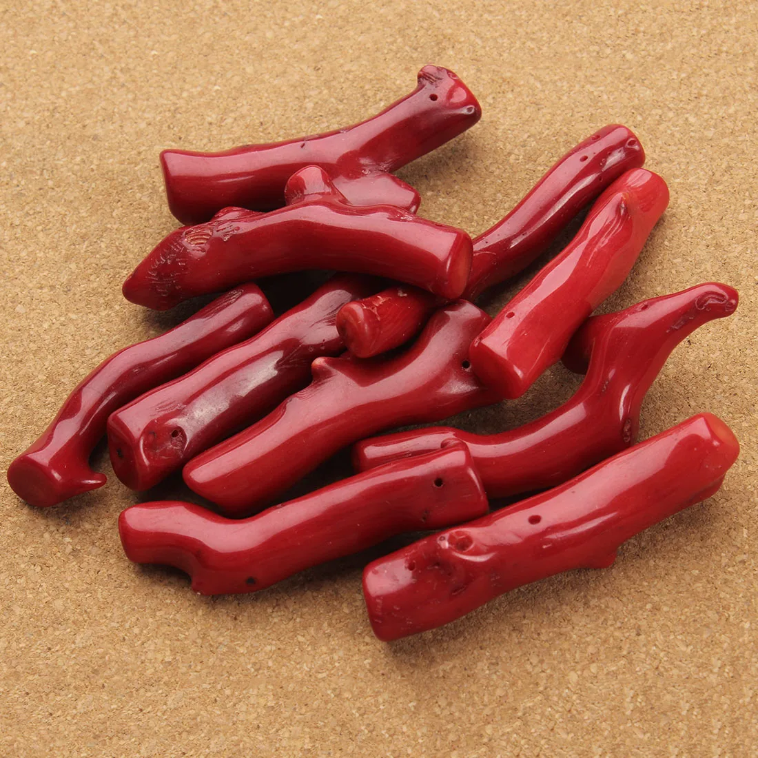 5pcs/Lot 2-4cm Tree Shaped Irregular Natural Red Loose Coral Beads For Jewelry Making Coral Pendant DIY African Wedding Necklace