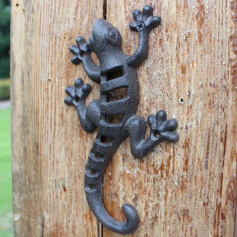 Black Cast Iron Gecko Wall Lizard Figurines European Vintage Home Garden Bar Wall Decor Metal Animal Statues Handmade Sculpture