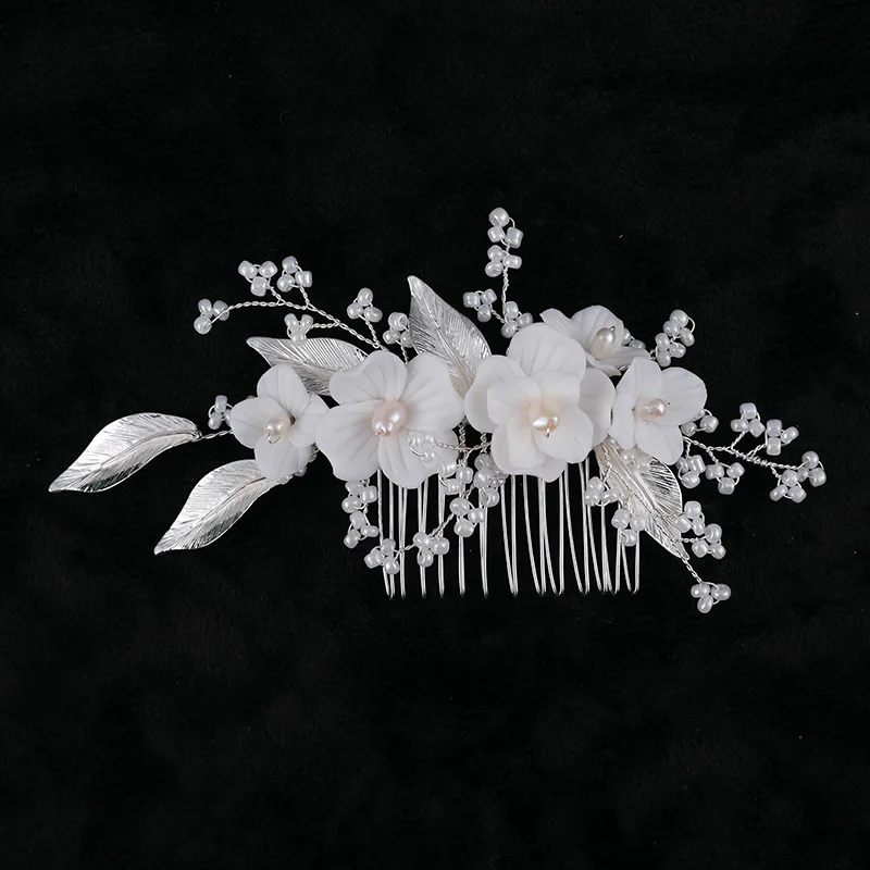 

Floralbride Alloy Leaf Crystal Rhinestone Ceram Flower Freshwater Pearls Bridal Hair Comb Wedding Hair Accessories Women Jewelry