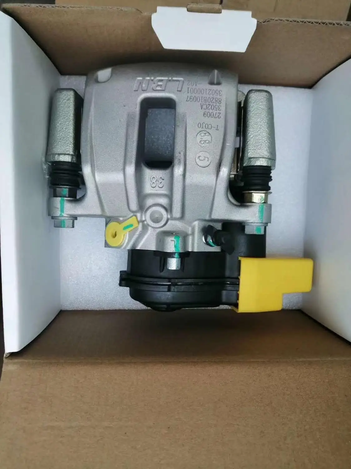 

3502100001-a022 3502200001-a022 rear brake caliper assembly is applicable to Zotye automobile