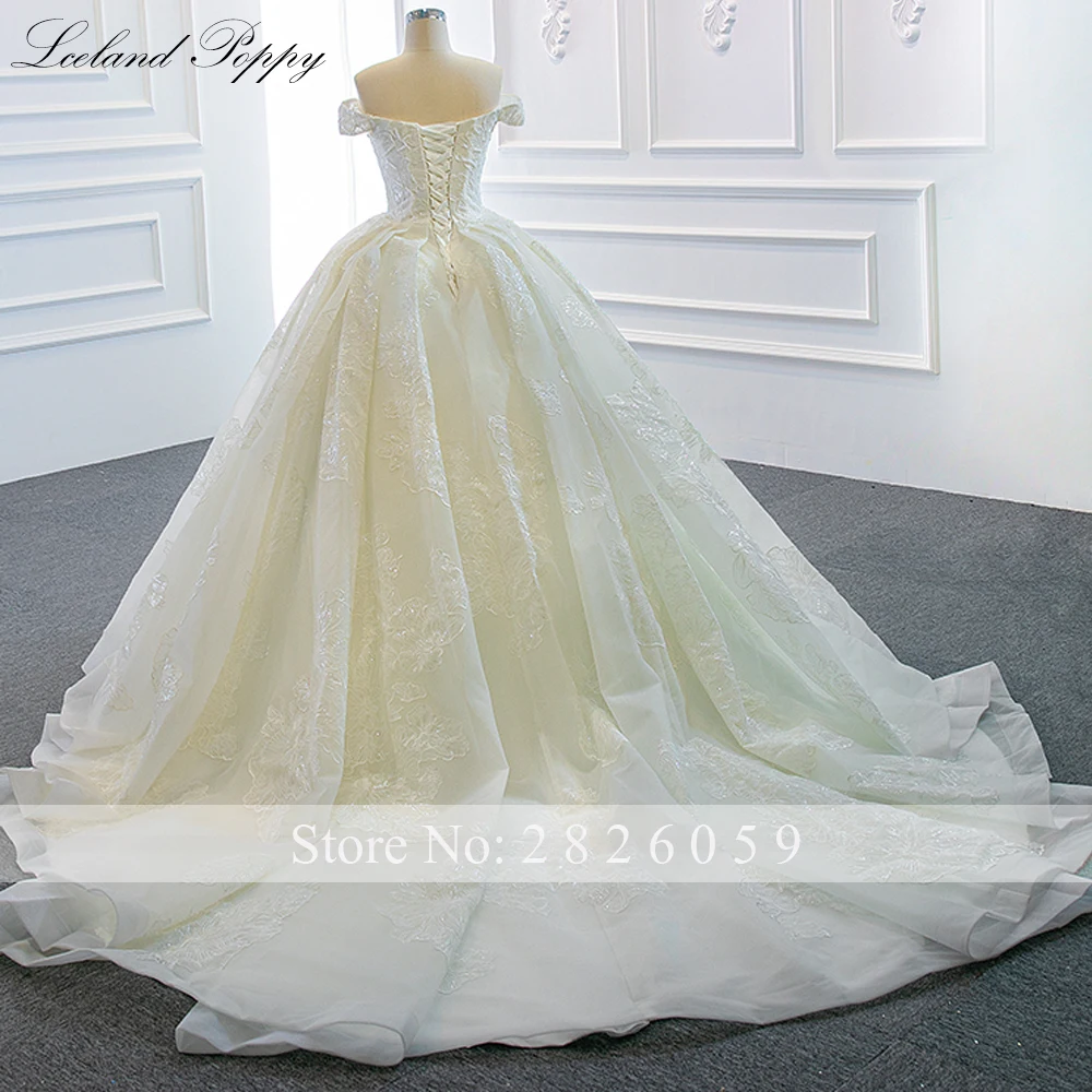 Lceland Poppy Customized Boat Neck Ball Gown Wedding Dresses Floor Length Beaded Lace Appliques Bridal Gowns with Chapel Train