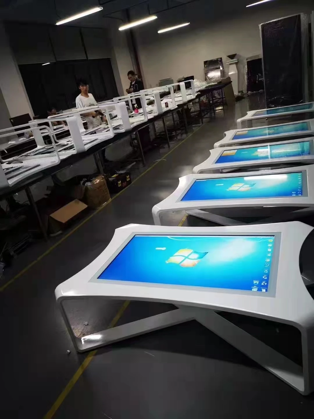 32 42 Inch wifi lcd touch display multi touch screen table