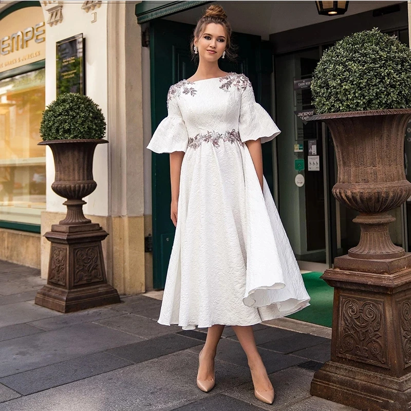 

Elegant A-Line Scoop Neckline Satin Tea Length Evening Dress Short Mandarin Sleeves Lace Appliques Prom Gown Party Dress