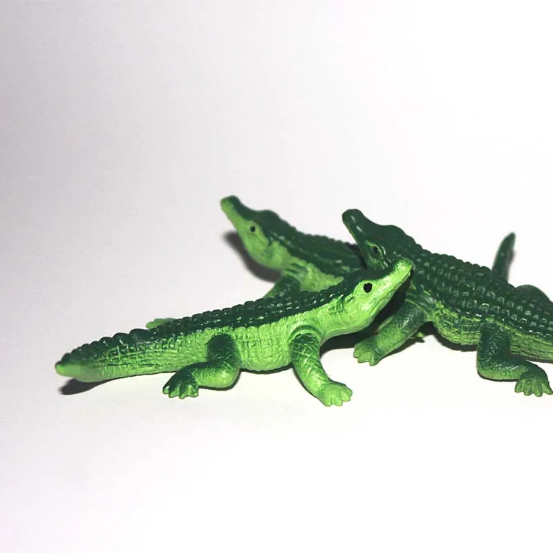 Wild Crawl Animal Crocodile Model Mini Elk Green Alligator Snow Leopard Reindeer Miniatures Decor Action Figures Figurine Toys