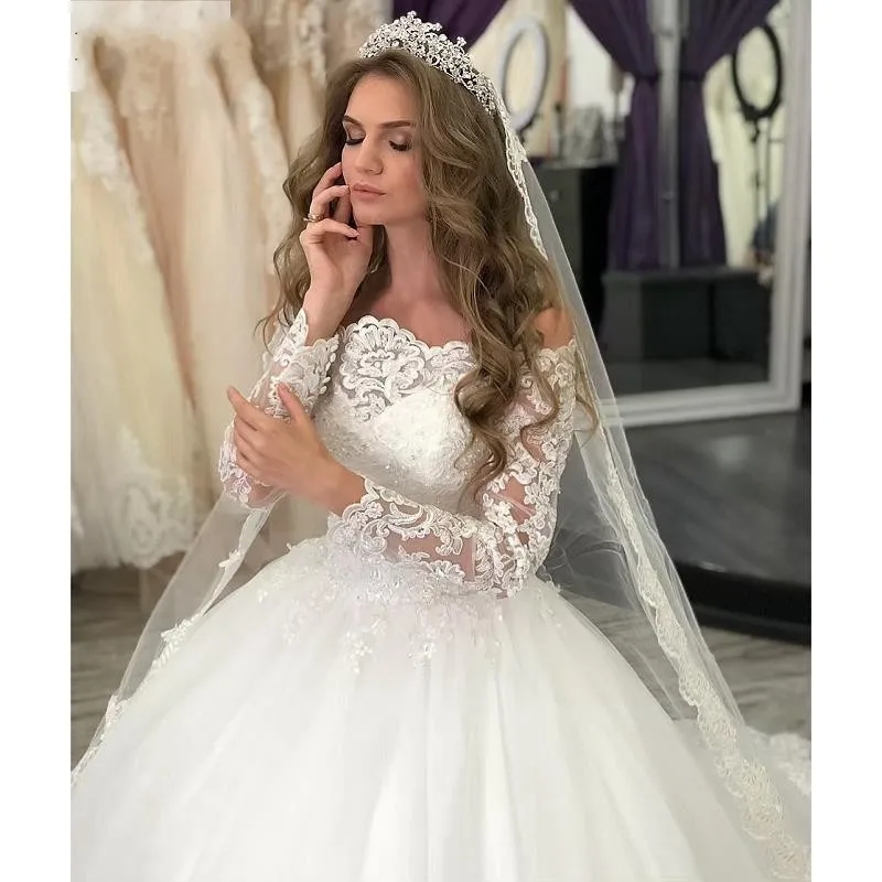 E JUE SHUNG Vintage Tulle Off the shoulder Wedding Dresses Long Sleeve Appliqued  Lace Up Back Ball Gown Wedding Bridal Gowns