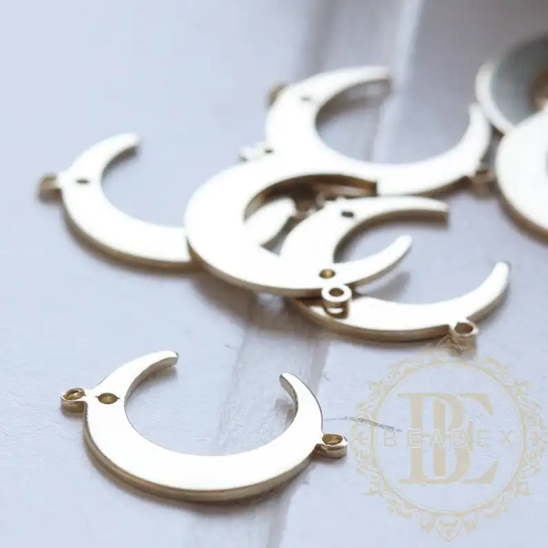 Solid Brass Moon Charm - Crescent 22x16mm (3790C)