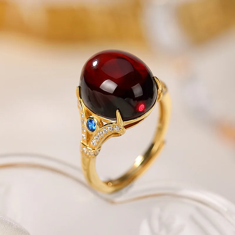 S925 sterling silver gold-plated inlaid natural amber blood amber ring personalized fashion egg noodle ladies ring