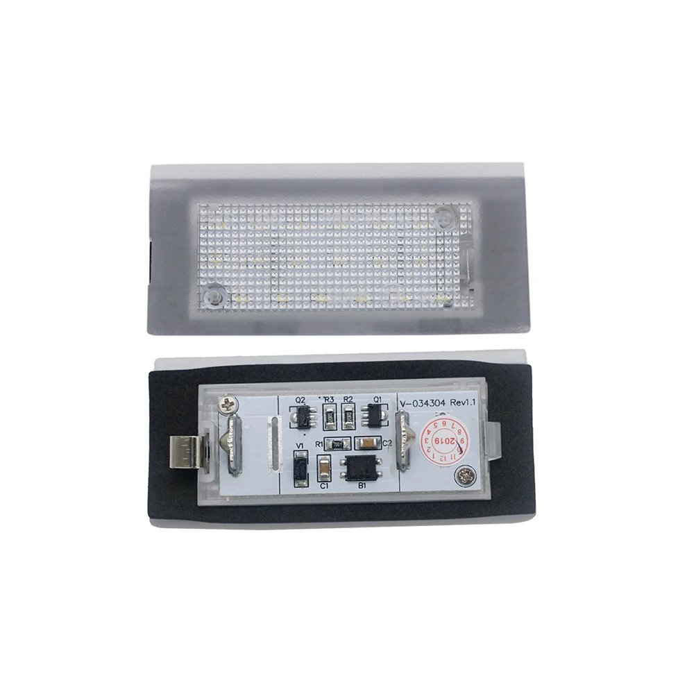 2Pcs For Land Rover Range Rover 2003 2004 2005 2006 2007 2008 2009 2010 2011 2012  LED License Plate Light Number Plate Lamp