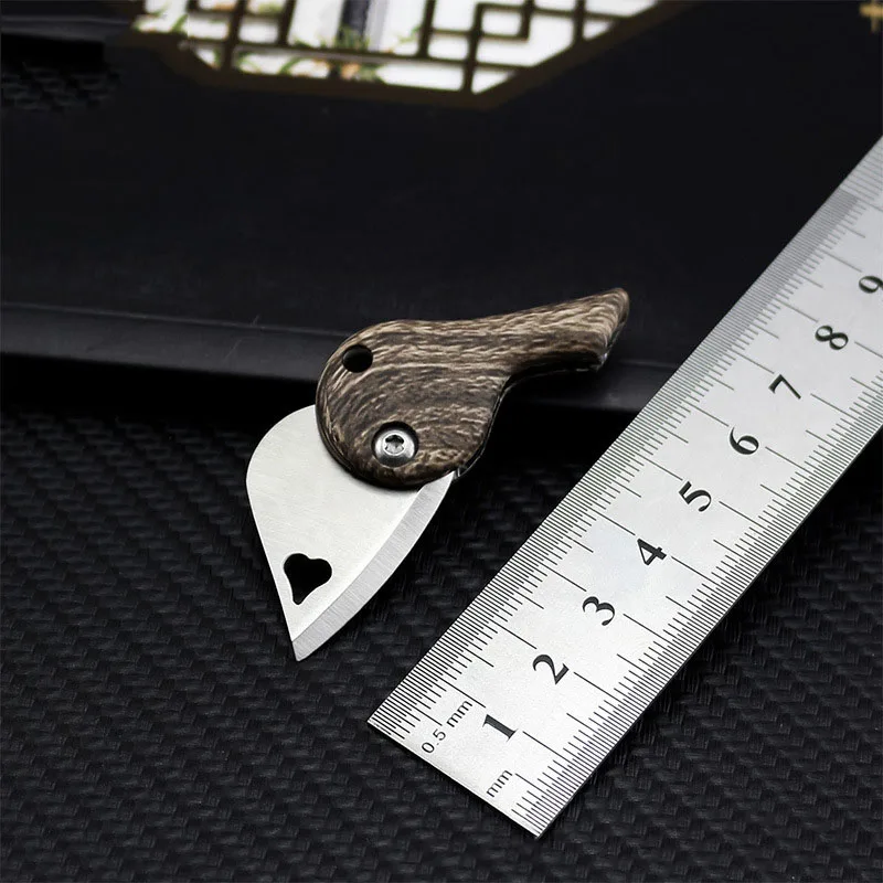 Love shape blade Mini Hanging knife 440C Stainless Steel + ABS Handle Folding Pocket Keychain Knife  EDC tool