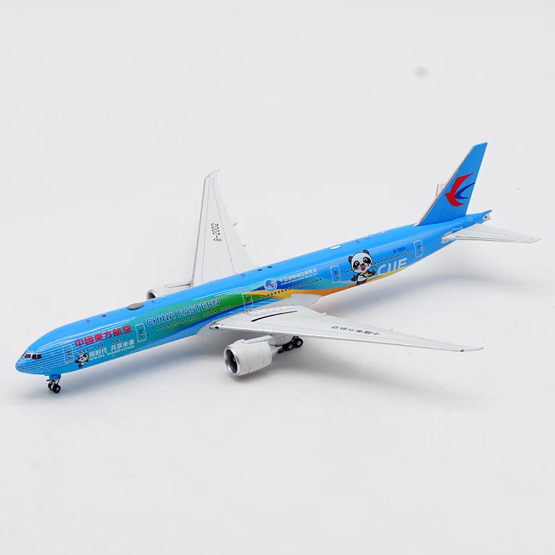 

18CM 1:400 Alloy China Eastern Airlines B777-300ER B-2002 B777 Airplanes Model W Base Aircraft Plane Collectible Display Toys