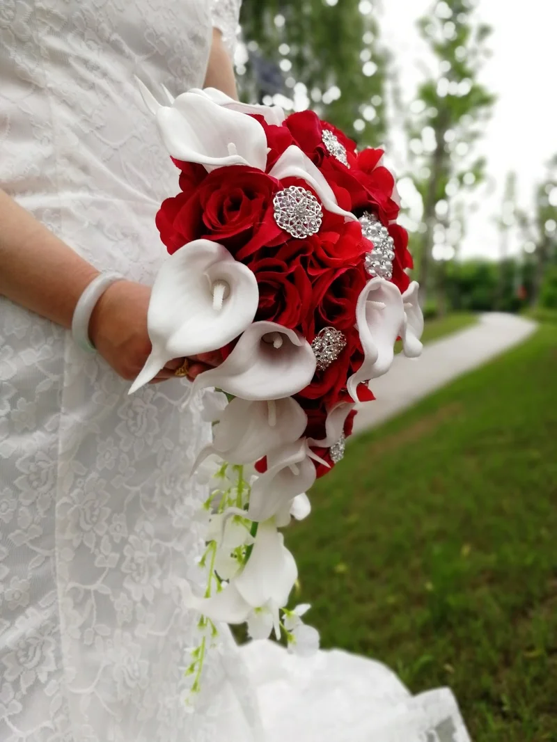 Waterfall Bride Bouquet Red Rose Wedding Flower  Artificial Pearls Crystal Real Touch White Cala Lily Wedding Accessories