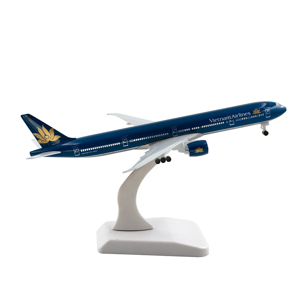 

20cm Aircraft Boeing 777 Vietnam Airlines Alloy Plane B777 with Wheel Model Children Kids Gift for Collection Home Decoration