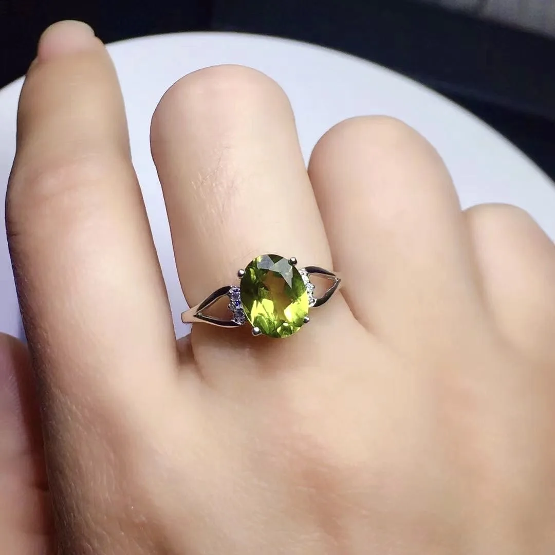 

New Fashion Peridot Silver Ring for Party 7mm*9mm Natural Peridot Ring Solid 925 Silver Peridot Jewelry Silver Crystal Ring