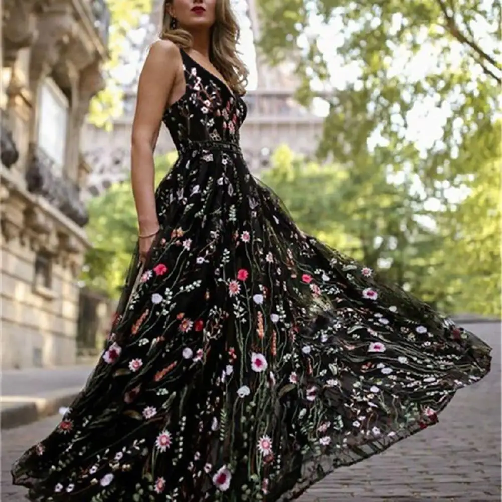 Summer Women Embroider Floral Print Maxi Dress Women Sexy Backless Deep V Neck Sleeveless Long Dress Elegant Ladies Party Dress