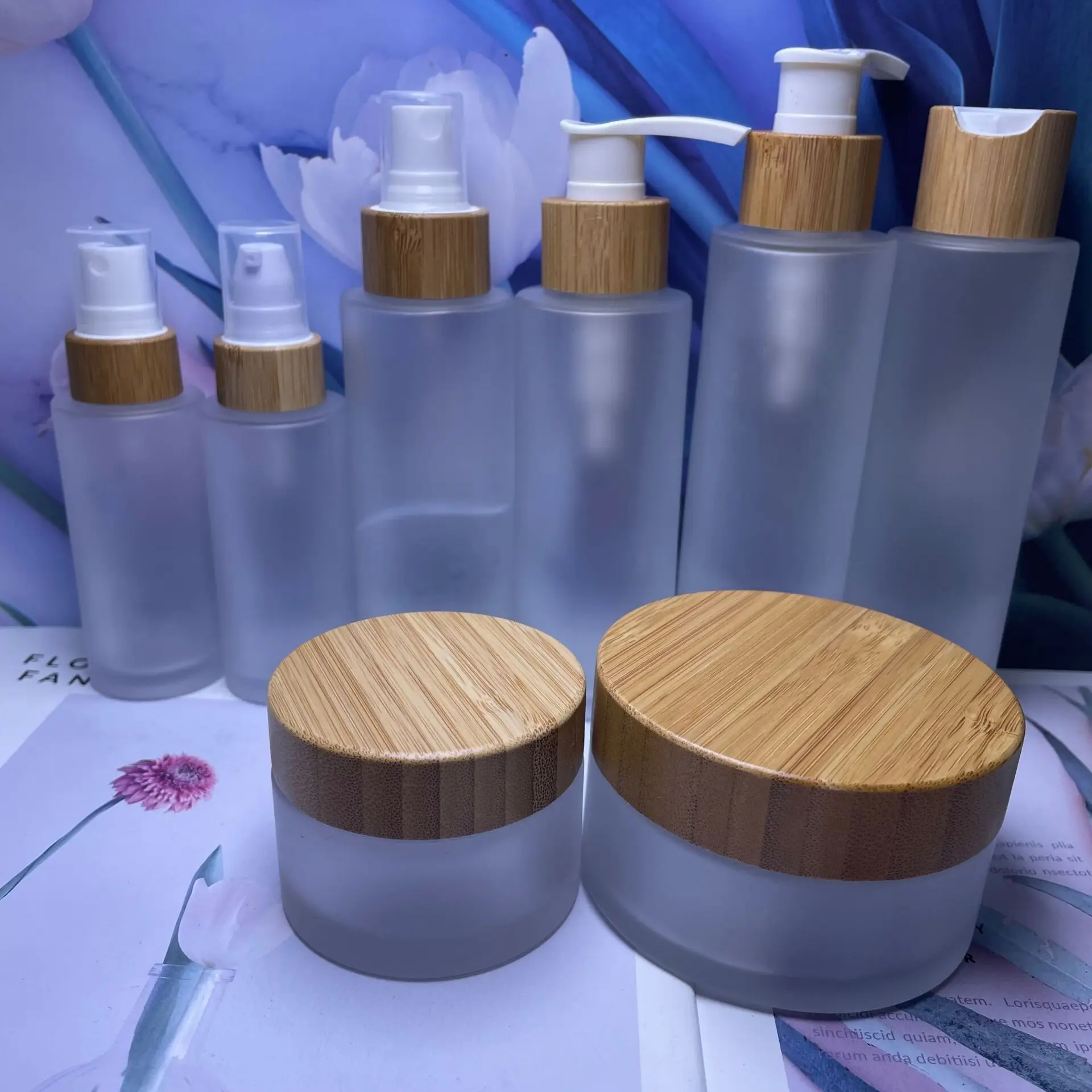 384pcs 50ml 528pcs 100ml frosted glass bottle 528pcs 120ml frosted glass bottle bamboo cap 315pcs 50g 144pcs 100g frosted jar