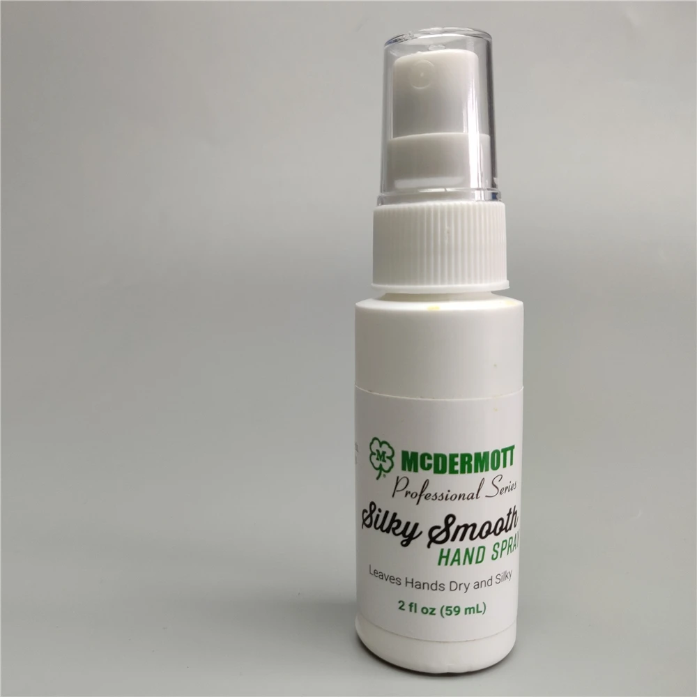 Silky Smooth Hand Spray McDermott Cue Leaves Hands Dry and Silky Billiard Carom Pool Cue Billiard Accessories