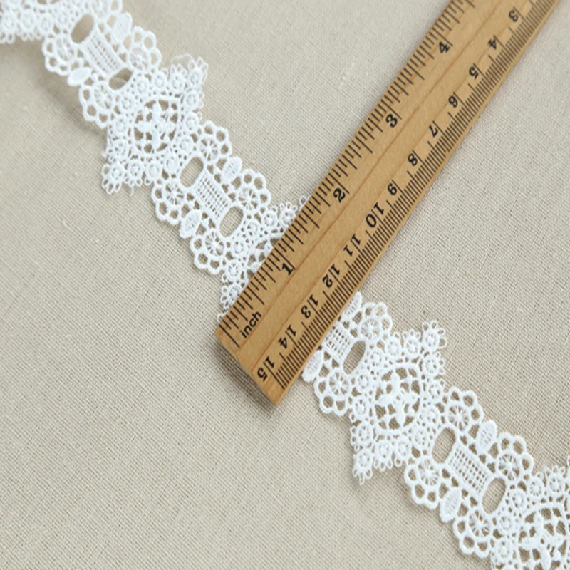 1 Yard Width:4.5cm Vintage Ivory White Hollow Carved Flower Trimming Laces Water Soluble Lace for DIY Sewing Accessories(KK-632)