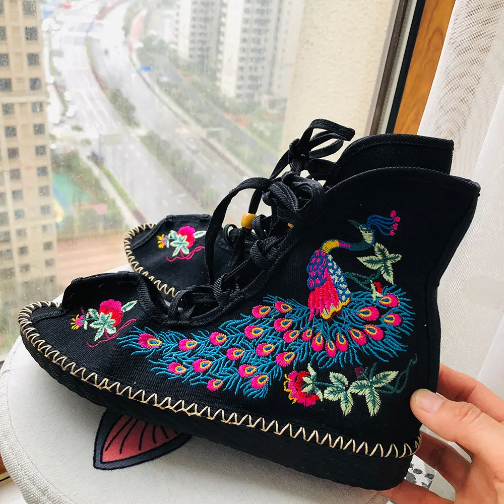 Veowalk Peacock Embroidered Women Peep Toe Gladiator Canvas Sandals Chinese Handmade Lace Up Ladies Summer Fabric Flat Shoes