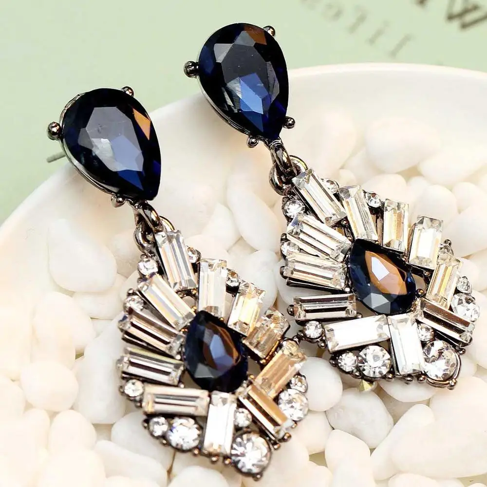 exquisite Women\'s fashion earrings New arrival brand sweet metal with gems crystal earring for women girls E307