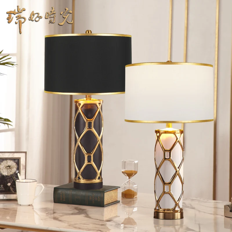 

38x70cm Luxury Post Modern Golden and Black Ceremic Table Lamps Bedside Lamp for Bedroom Living Room European Home Decoration