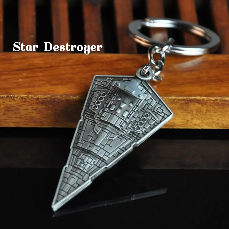 Men's Metal Spaceship Keychain Gadgets For Men Vintage Battleship Key Chain On Bag Car Trinket Male Jewelry Boyfriend Party Gift