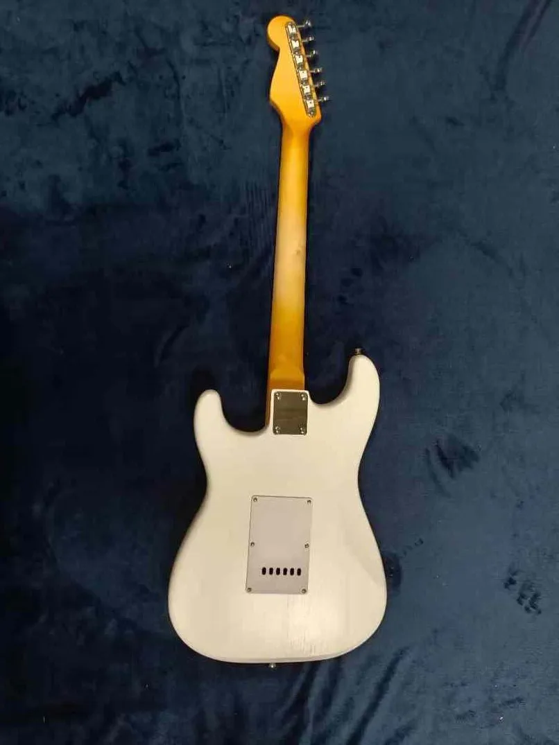 Customized store electric guitar, 6-string electric guitar, white matt paint, chrome-plated metal parts, free delivery.