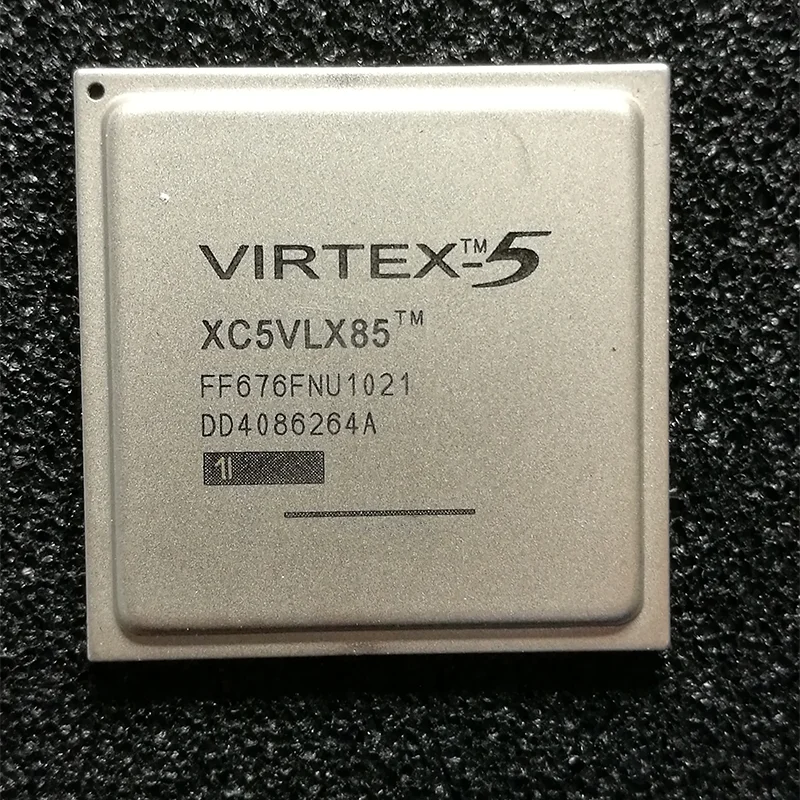 XC5VLX330-1FF1760I Original XC5VLX85-1FF676I XC5VLX85-1FFG676C