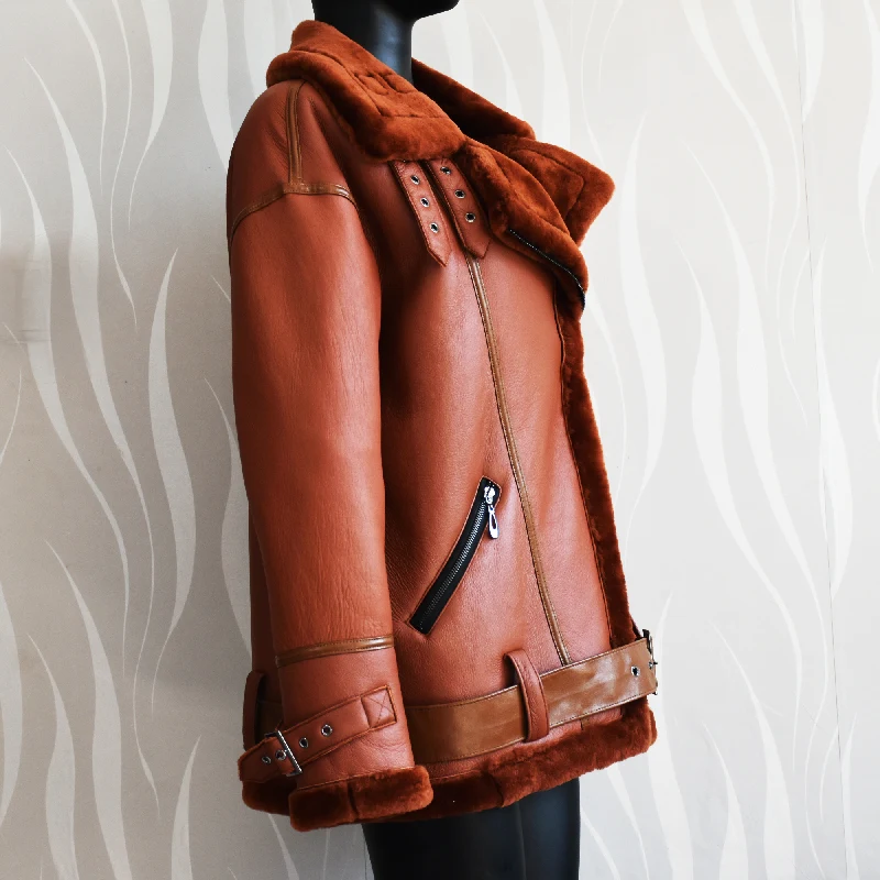 Winter Fashion Thick And Warm Sheepskin Leather Jacket Coat Women\'s Long-Sleeved Belt Outwears Women New Street Wear Tops