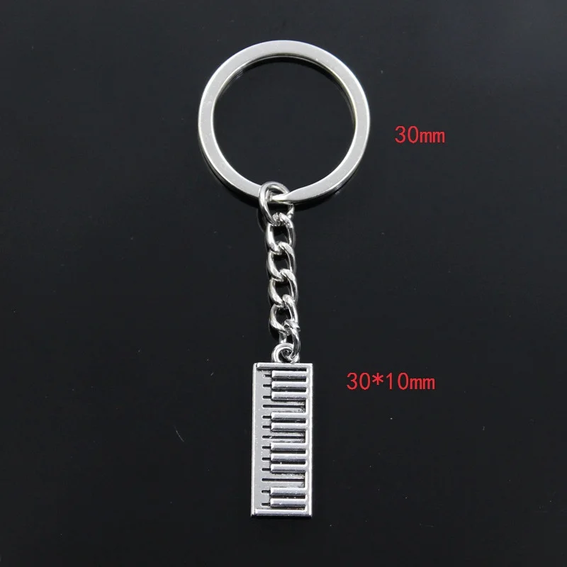 New Keychain 30x10mm Electronic Organ Piano Pendants DIY Men Car Key Chain Ring Holder Keyring Souvenir Jewelry Gift