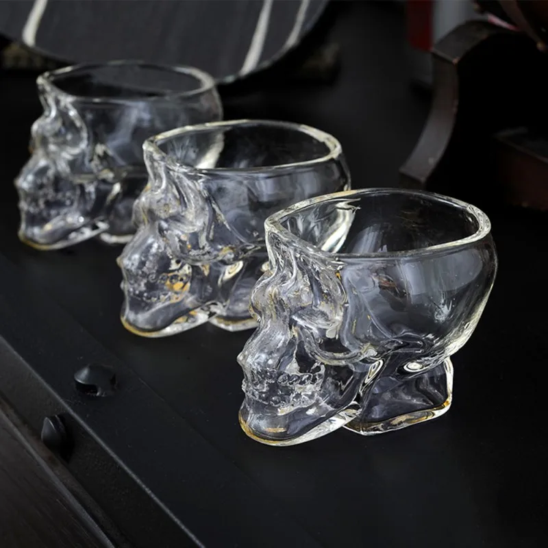 1/2/6Pcs Halloween Skull Skeleton Whisky Bar Wine Glass Novelty Glass Cup Decorative Skull Shaped Clear Glass Cup Drinkware