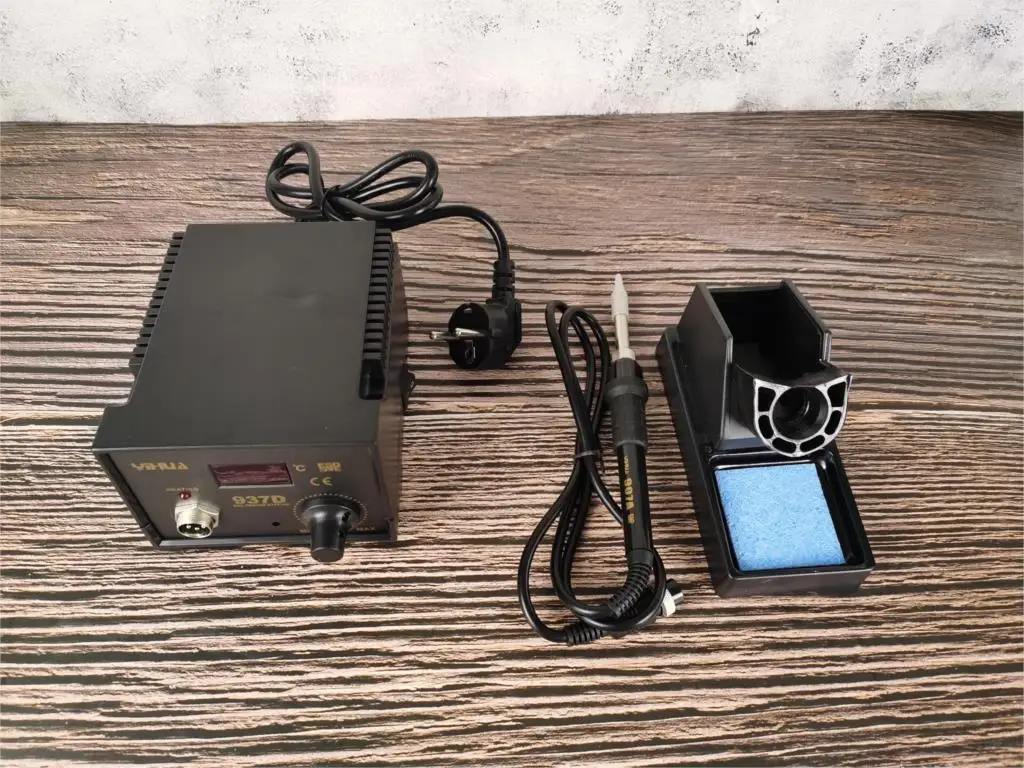 YIHUA 937D spot welder machine Digital LED display soldering station 110V/220V